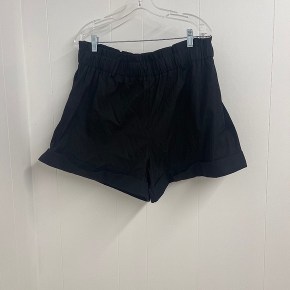 Shein Curve Women’s Black Shorts 2XL Plus Size Pull-On Elastic Waist Casual - Picture 1 of 4